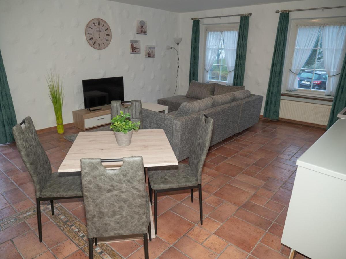 Ferienwohnungen Hirschen Lottstetten Buitenkant foto